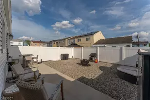 30 Warren St, Carteret, NJ 07008 - Photo 18