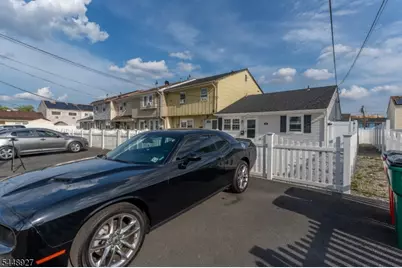 30 Warren St, Carteret, NJ 07008 - Photo 16