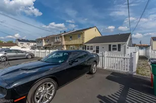30 Warren St, Carteret, NJ 07008 - Photo 16