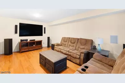 20 Normandy Rd, Mount Olive, NJ 07836 - Photo 4