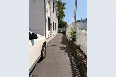 146 20th Ave, Paterson, NJ 07501 - Photo 2
