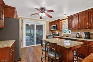 26 Columbia Ave, Kenilworth, NJ 07033 - Photo 2