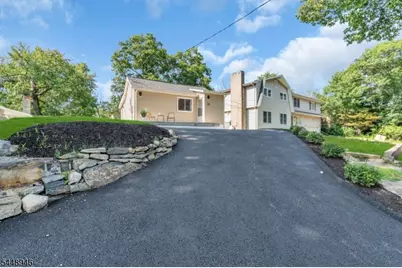 24 Northwestern Trl, Hopatcong, NJ 07843 - Photo 4