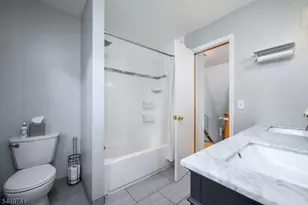 23 Charles St, Clark Township, NJ 07066 - Photo 20