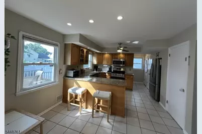 23 Charles St, Clark Township, NJ 07066 - Photo 6