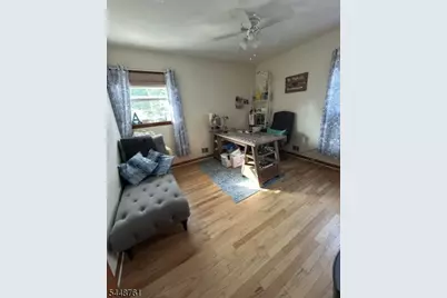 23 Charles St, Clark Township, NJ 07066 - Photo 12