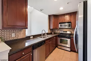 408 Donato Cir, Scotch Plains Township, NJ 07076 - Photo 16