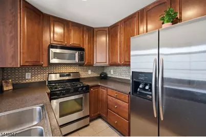 408 Donato Cir, Scotch Plains Township, NJ 07076 - Photo 18