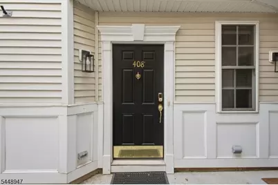408 Donato Cir, Scotch Plains Township, NJ 07076 - Photo 4