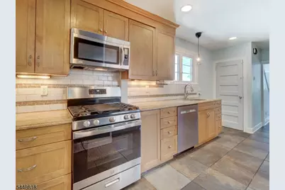 158 Lexington Ave, Maplewood, NJ 07040 - Photo 10