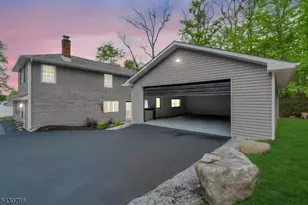 385 Maxim Dr, Hopatcong, NJ 07843 - Photo 6