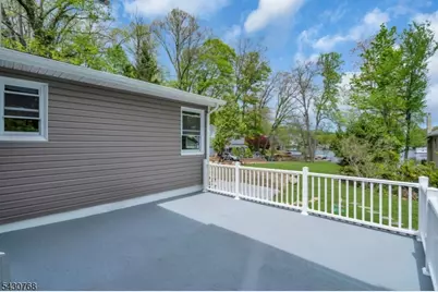 385 Maxim Dr, Hopatcong, NJ 07843 - Photo 42