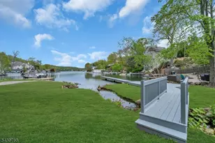 385 Maxim Dr, Hopatcong, NJ 07843 - Photo 46