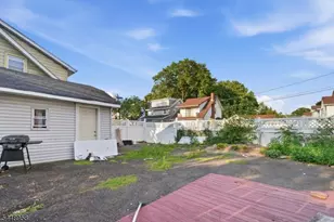 33 Fairbanks St, Hillside, NJ 07205 - Photo 16