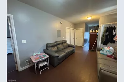 47 Oak St, Paterson, NJ 07501 - Photo 2