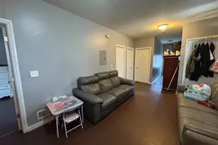 47 Oak St, Paterson, NJ 07501 - Photo 2