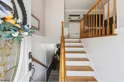 202 Tuttle St, Green Brook Township, NJ 08812 - Photo 6