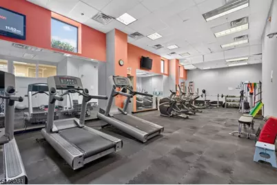 60 Parkway Dr #10C, East Orange, NJ 07017 - Photo 6