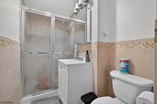 60 Parkway Dr, East Orange, NJ 07017 - Photo 16