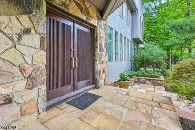 28 Tammy Hill Trl, Randolph Township, NJ 07869 - Photo 4