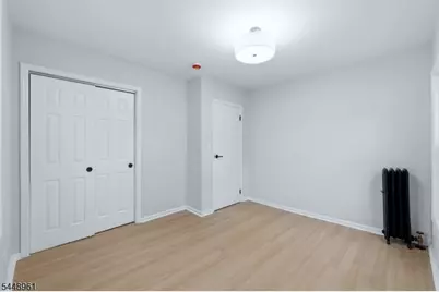 37 W Colfax Ave, Roselle Park, NJ 07204 - Photo 18