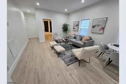 13 Edwin Pl, Newark, NJ 07112 - Photo 4