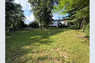 69 N Hillside Ave, Livingston, NJ 07039 - Photo 28
