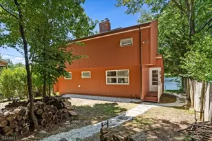 907 Plymouth Lake Dr, Stillwater Twp., NJ 07860 - Photo 18