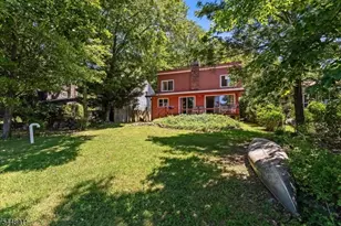 907 Plymouth Lake Dr, Stillwater Twp., NJ 07860 - Photo 20