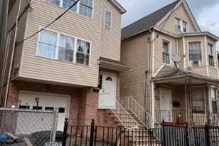 1073 Bond St, Elizabeth, NJ 07201 - Photo 2