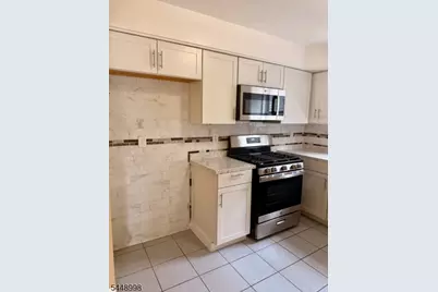 1073 Bond St, Elizabeth, NJ 07201 - Photo 6