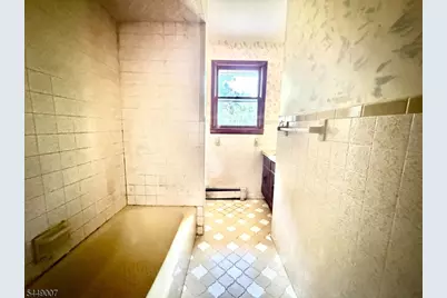 1085 Grand St, Phillipsburg, NJ 08865 - Photo 18