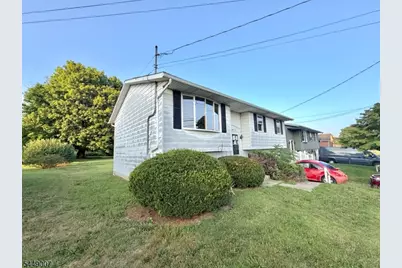 1085 Grand St, Phillipsburg, NJ 08865 - Photo 4
