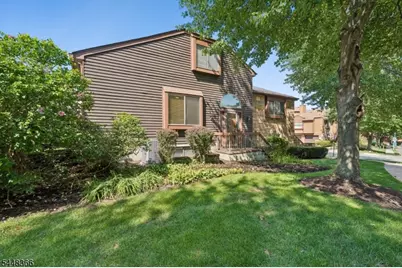 61 Hickory Hill Ct, Rockaway Township, NJ 07866 - Photo 2