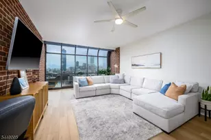 1 Greene St, Jersey City, NJ 07302 - Photo 10