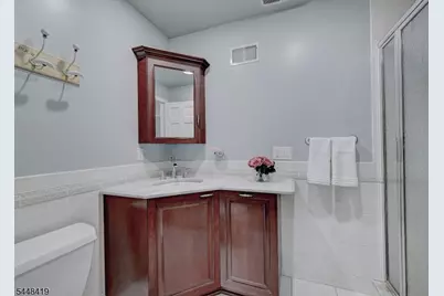 5 Birdseye Gln, Verona, NJ 07044 - Photo 26