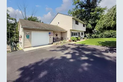 427 Mount Hermon Rd, Hope Township, NJ 07825 - Photo 2
