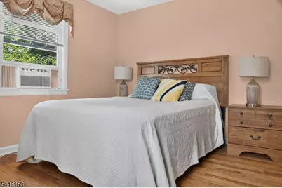 70 Hillview Ave, Franklin Township, NJ 08823 - Photo 34