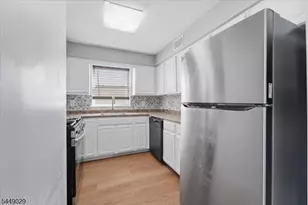 721 S 19th St, Newark, NJ 07103 - Photo 10