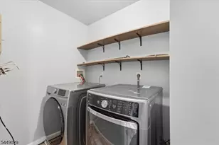 721 S 19th St, Newark, NJ 07103 - Photo 14