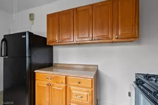 281 19th Ave 2nd Flr, Paterson, NJ 07504 - Photo 12