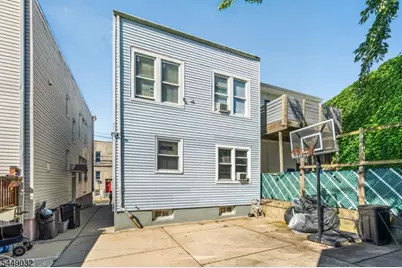 1115 22nd St, North Bergen, NJ 07047 - Photo 2