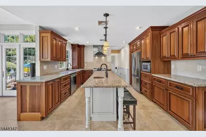 6 Park Ln, Jefferson Township, NJ 07438 - Photo 10