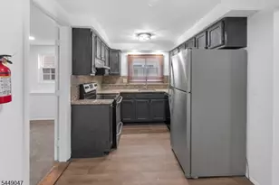 173 Paterson Ave, Lodi, NJ 07644 - Photo 10