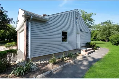 494 King George Rd, Bernards Township, NJ 07920 - Photo 30