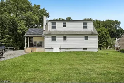 8 Windsor Rd, West Milford, NJ 07480 - Photo 30