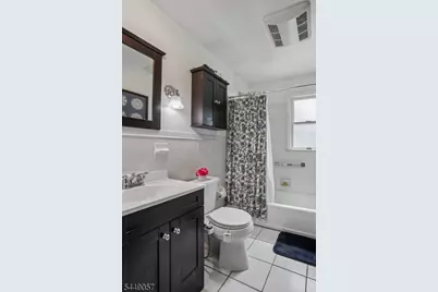 8 Windsor Rd, West Milford, NJ 07480 - Photo 24