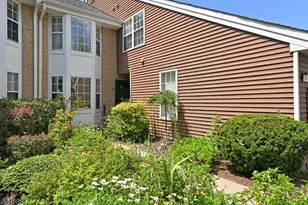 354 Stiles Ct, West Orange Township, NJ 07052 - Photo 2