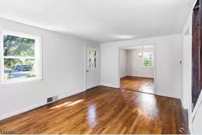48 Malapardis Rd, Morris Plains, NJ 07950 - Photo 6