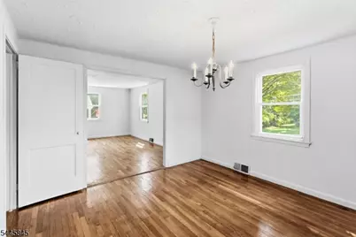 48 Malapardis Rd, Morris Plains, NJ 07950 - Photo 8